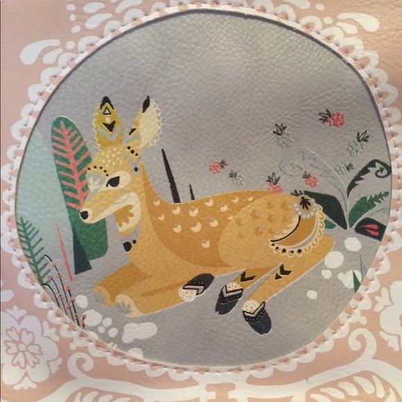 ๐ Nordic vegan makeup bag ๐ - Picture 1 of 4